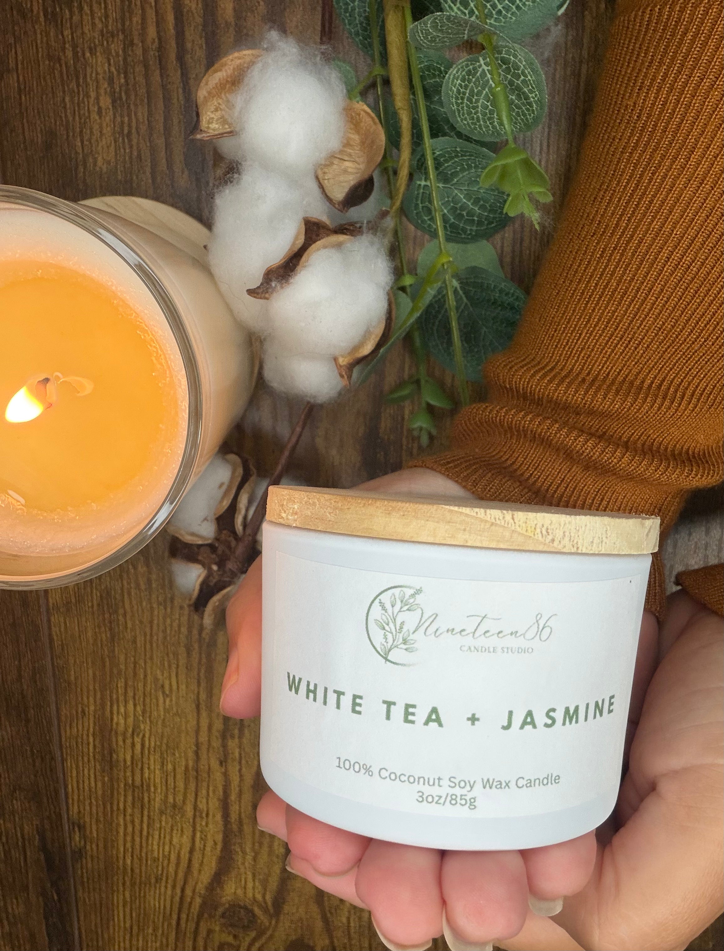 White Tea and Jasmine| Vela Aromática | 3oz